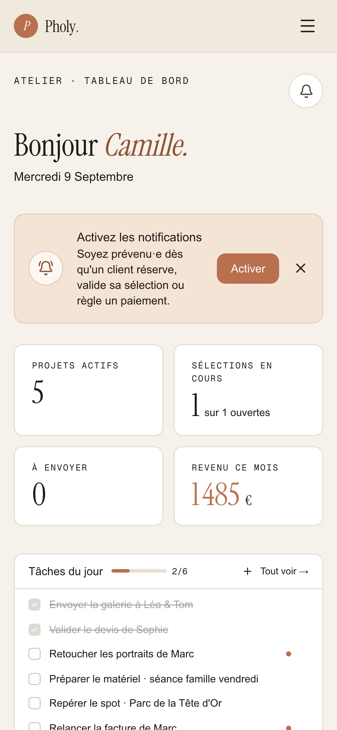 Application mobile dans Pholy